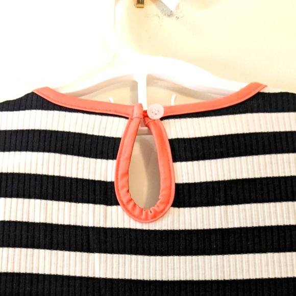 Girl's Striped Knit Jumpsuits - Picture 6 of 8